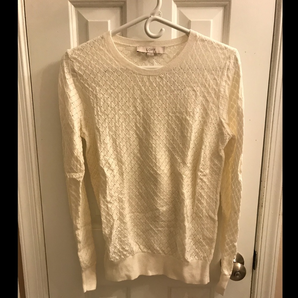 BNWT LOFT Lightweight Sweater (cream)